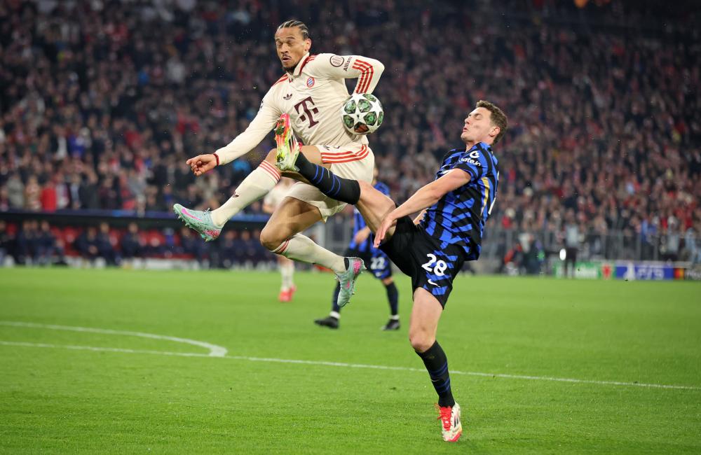 员因在伤病 员因在伤病